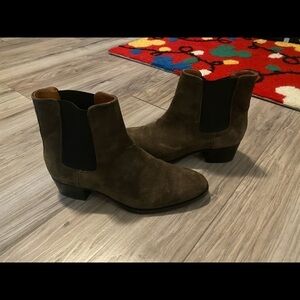 Frye dara chelsea suede boots size 7 vguc